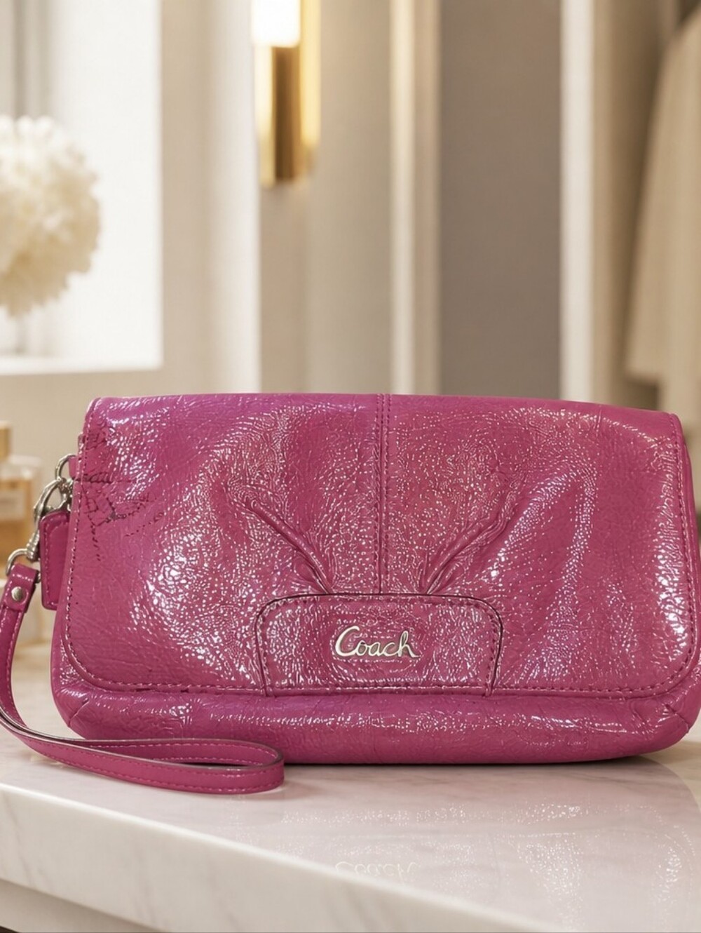 Vintage Coach Fuchsia Patent Leather Wristlet Clutch